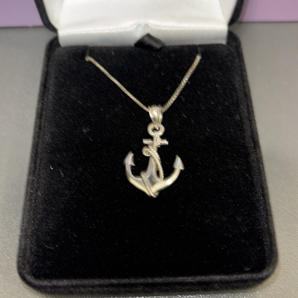 SS Anchor Necklace - Picture 2 of 2